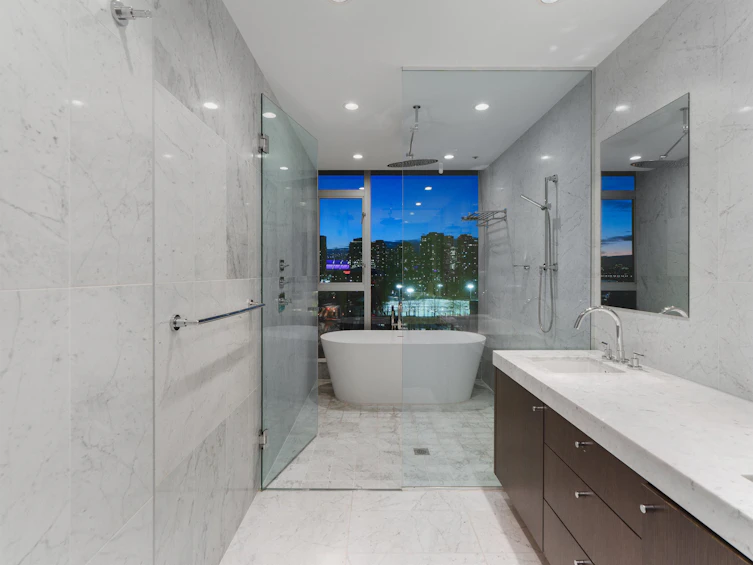 801-221 Union Street, Vancouver, BC, V6A 0B4 - 26