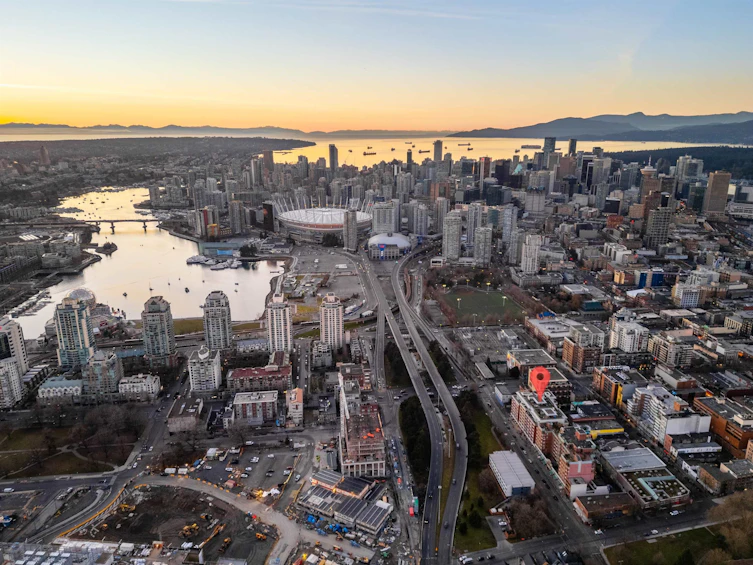 801-221 Union Street, Vancouver, BC, V6A 0B4 - 2