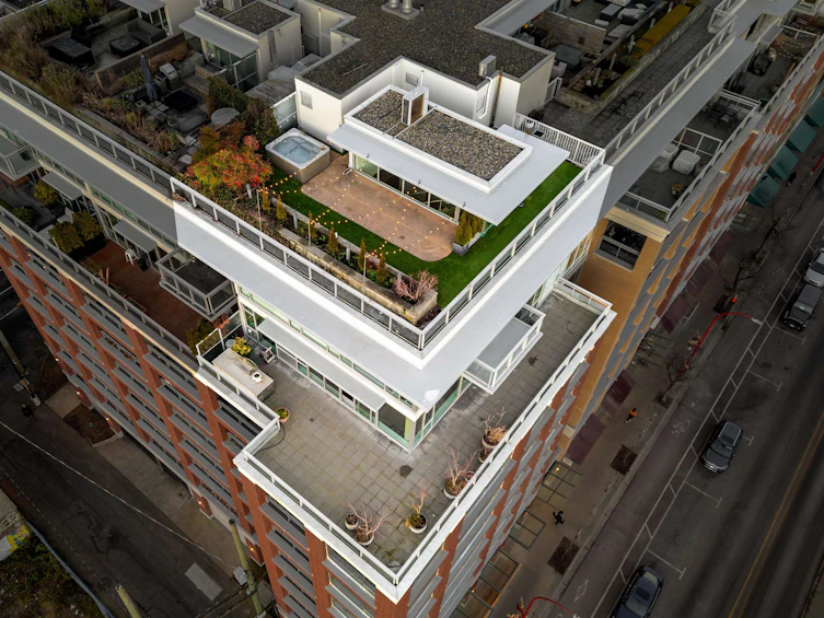 801-221 Union Street, Vancouver, BC, V6A 0B4 - 3