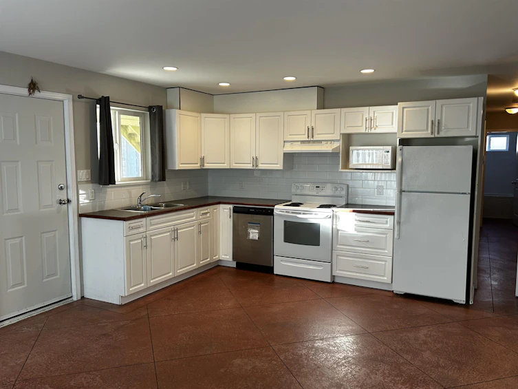 787 North Road, Gibsons, BC, V0N 1V9 - 23