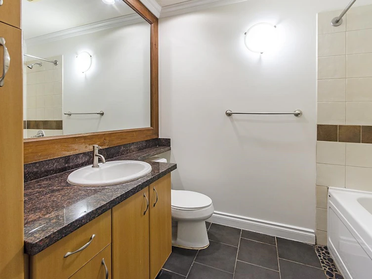 580 Raven Woods Drive, North Vancouver, BC, V7G 2T2 - 24