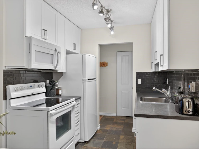 326-680 E 5th Avenue, Vancouver, BC, V5T 1J2 - 16