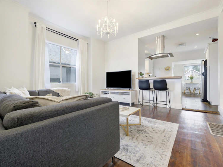 1923 E 1st Avenue, Vancouver, BC, V5N 1B3 - 8