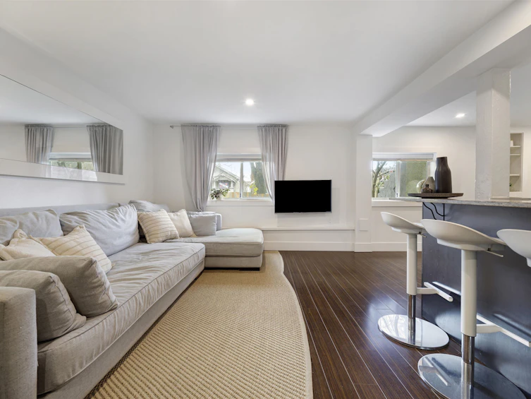 1923 E 1st Avenue, Vancouver, BC, V5N 1B3 - 36
