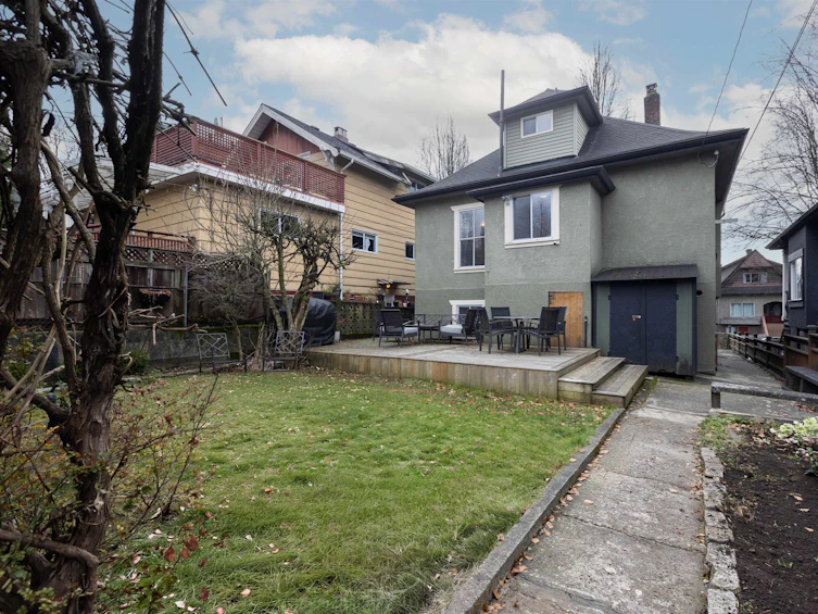 1923 E 1st Avenue, Vancouver, BC, V5N 1B3 - 24