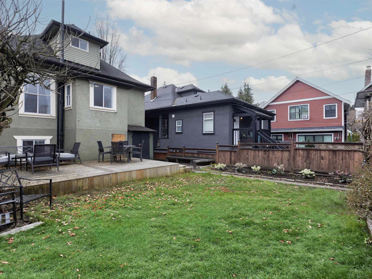 1923 E 1st Avenue, Vancouver, BC, V5N 1B3 - 25