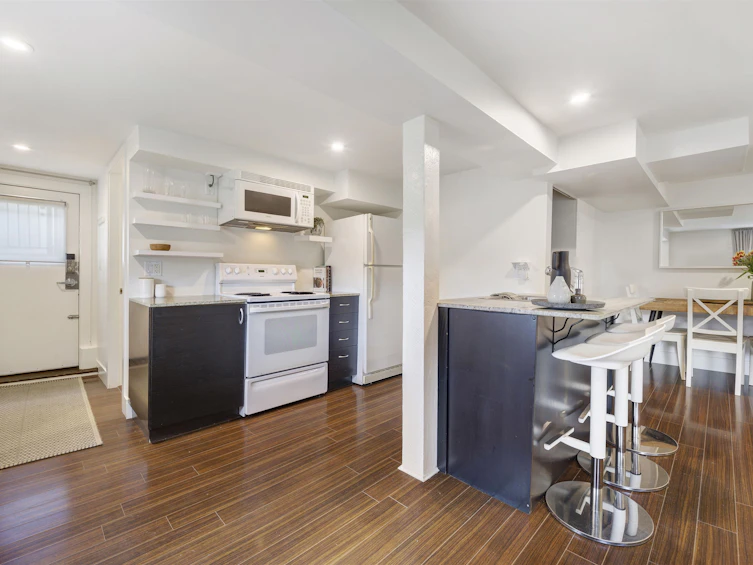1923 E 1st Avenue, Vancouver, BC, V5N 1B3 - 35