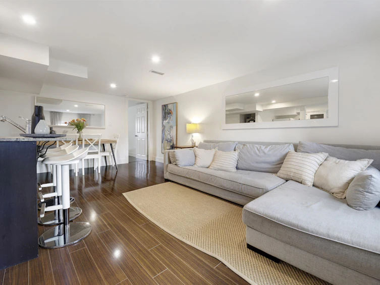 1923 E 1st Avenue, Vancouver, BC, V5N 1B3 - 37