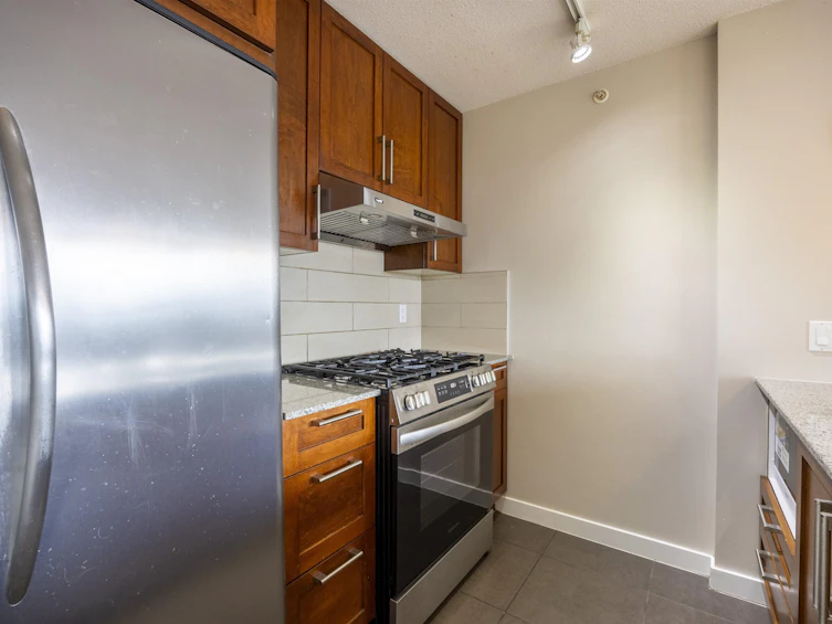 606-7088 Salisbury Avenue, Burnaby, BC, V5E 0A4 - 8