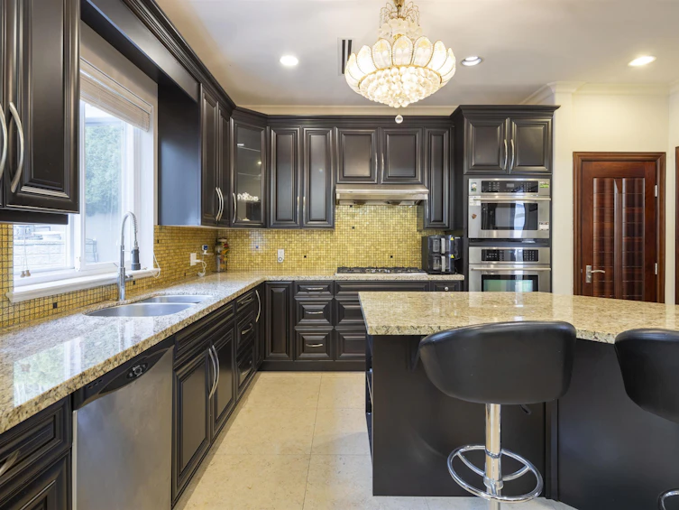 7353 Union Street, Burnaby, BC, V5A 1J1 - 9