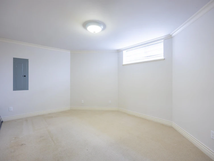 7353 Union Street, Burnaby, BC, V5A 1J1 - 30