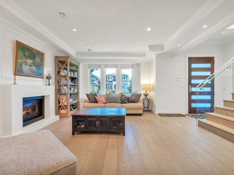 5887 Battison Street, Vancouver, BC, V5R 4M7 - 4