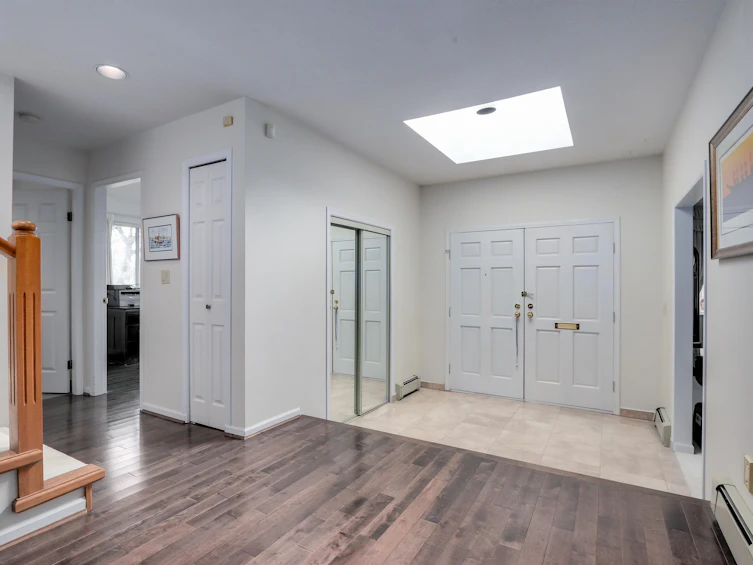 2005 W 46th Avenue, Vancouver, BC, V6M 2K8 - 5