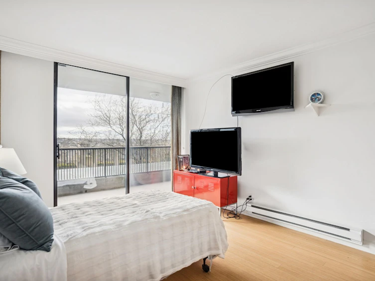 106-3740 Albert Street, Burnaby, BC, V5C 5Y7 - 11