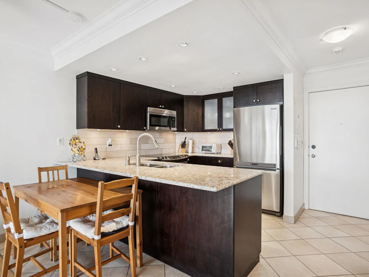 106-3740 Albert Street, Burnaby, BC, V5C 5Y7 - 5