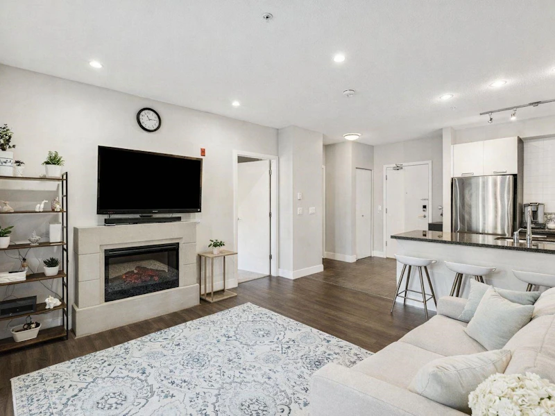 302 - 1273 Marine Drive, North Vancouver BC V7P 1T3