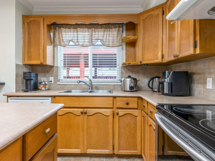 9505 161 Street, Surrey, BC, V4N 2P3 - 11