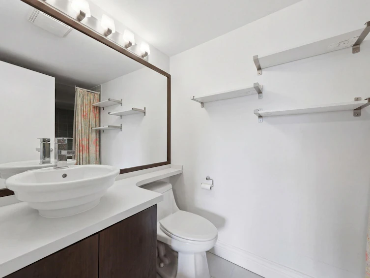543-1515 W 2nd Avenue, Vancouver, BC, V6J 5C5 - 10