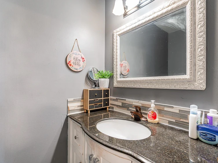 8403 Arbour Place, Delta, BC, V4C 7H4 - 17