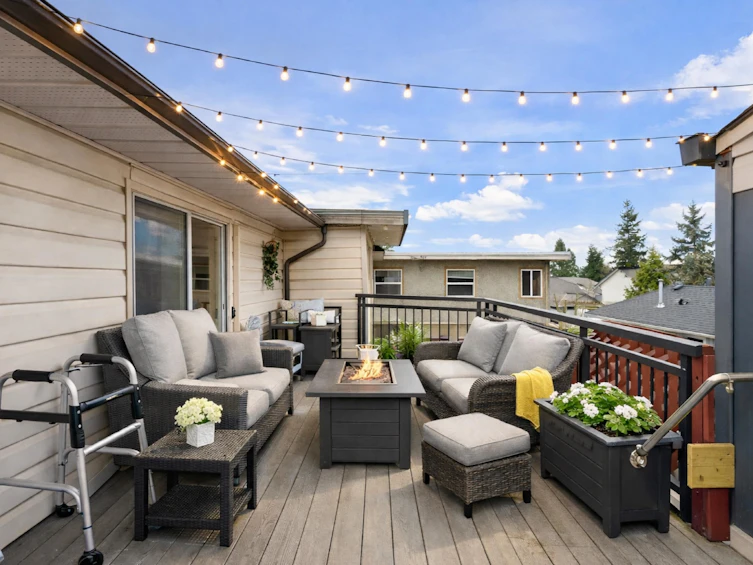 1504 160 Street, Surrey, BC, V4A 4W9 - 2