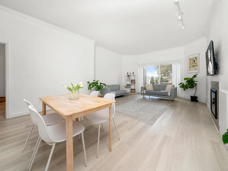 101-2408 Haywood Avenue, West Vancouver, BC, V7V 1Y1 - 5