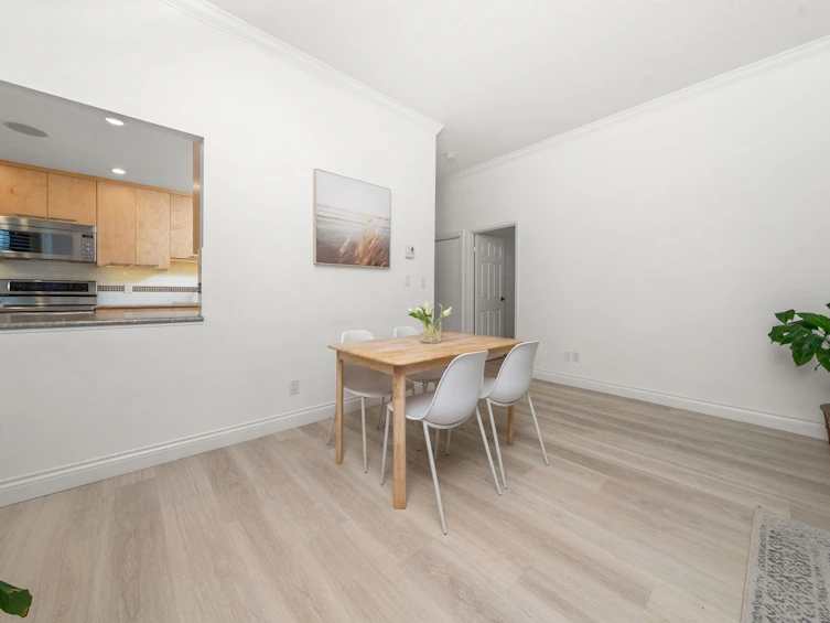 101-2408 Haywood Avenue, West Vancouver, BC, V7V 1Y1 - 14