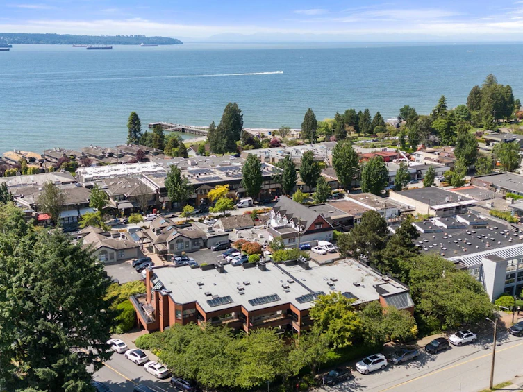 101-2408 Haywood Avenue, West Vancouver, BC, V7V 1Y1 - 34