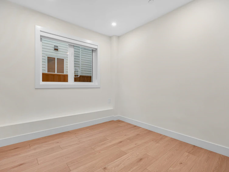 2-3090 Vanness Avenue, Vancouver, BC, V5R 5A1 - 9