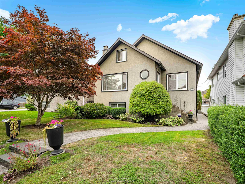 2690 Kitchener Street, Vancouver BC V5K 3C8