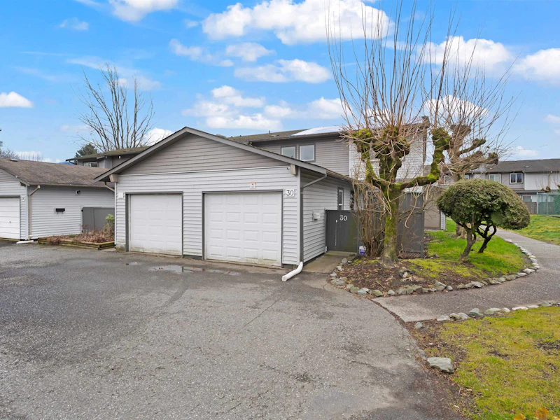 30 - 46689 First Avenue, Chilliwack BC V2P 1X5