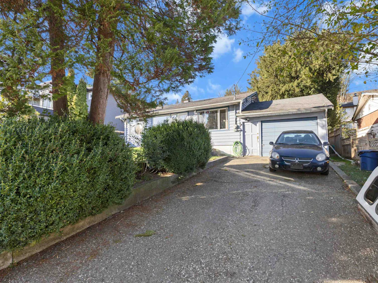 32739 Fraser Crescent, Mission, BC, V2V 1C9 - 2