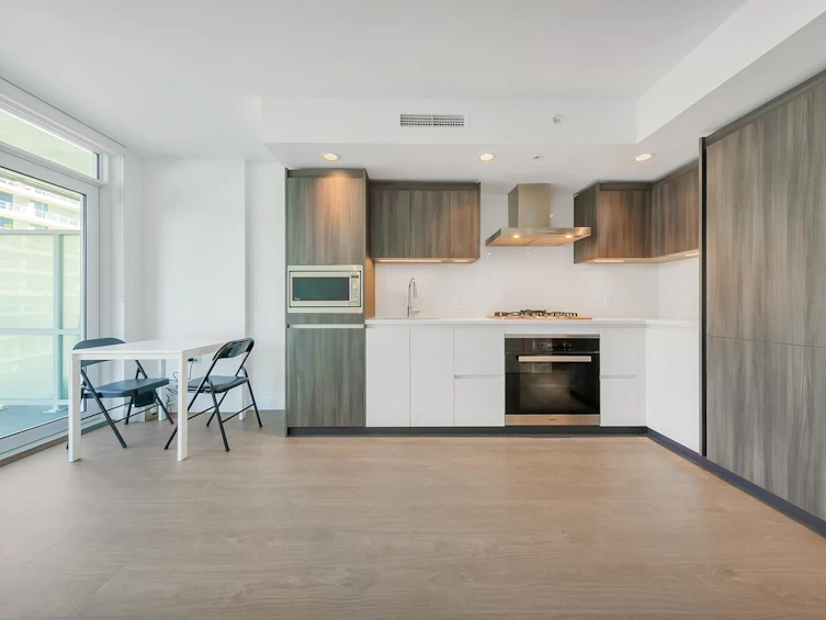 741-8133 Cook Road, Richmond, BC, V6Y 0L7 - 2