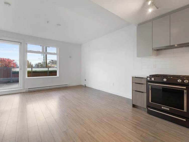 203-2408 Grant Street, Vancouver, BC, V5K 3G4 - 11