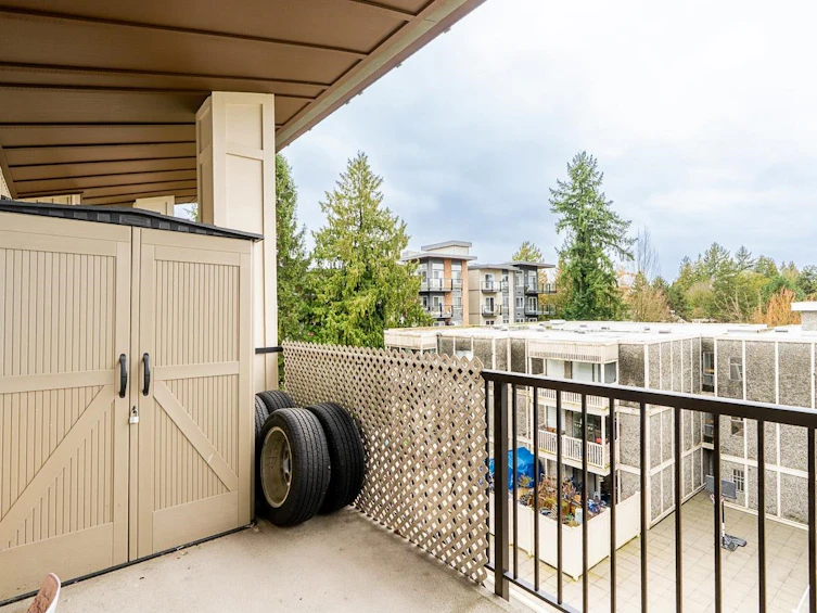 417-9655 King George Boulevard, Surrey, BC, V3T 0C7 - 23