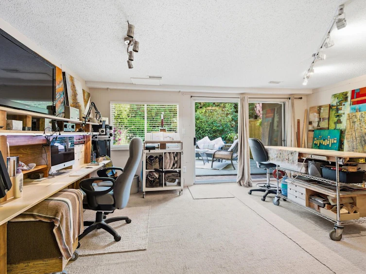 3920 Indian River Drive, North Vancouver, BC, V7G 2G8 - 20