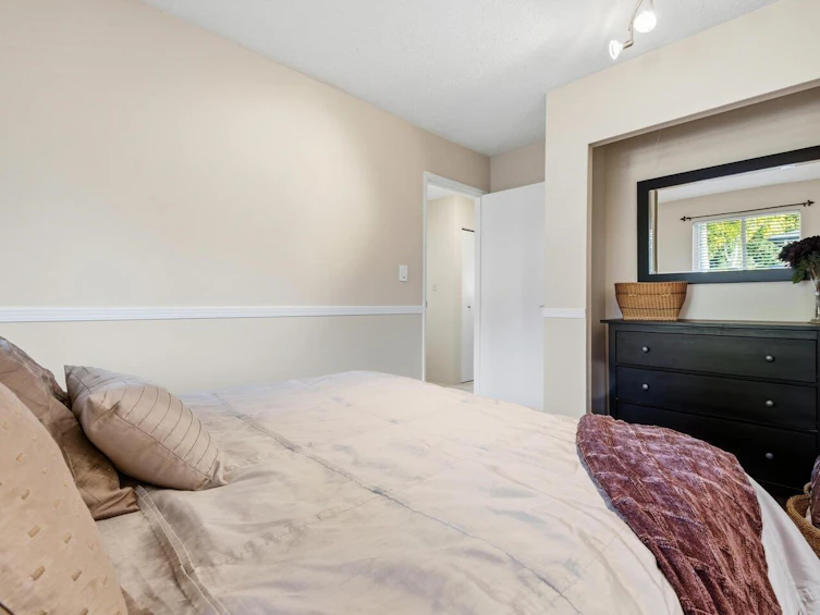 3920 Indian River Drive, North Vancouver, BC, V7G 2G8 - 17