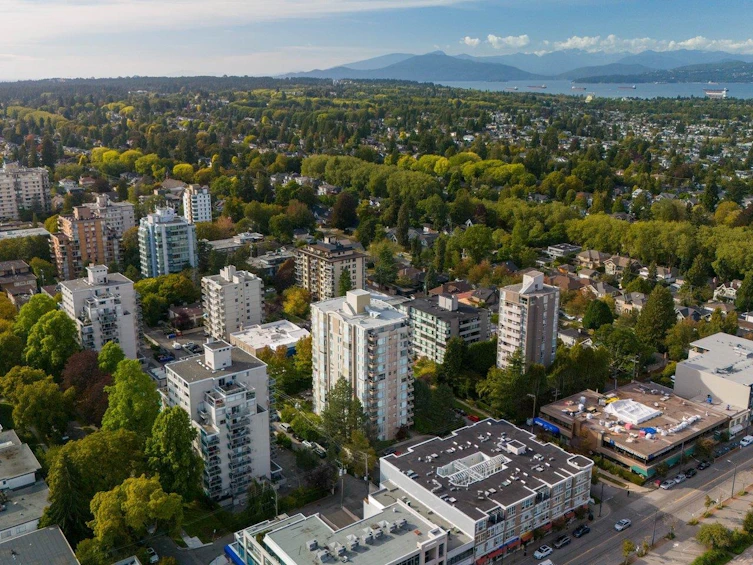 802-2108 W 38th Avenue, Vancouver, BC, V6M 1R9 - 38