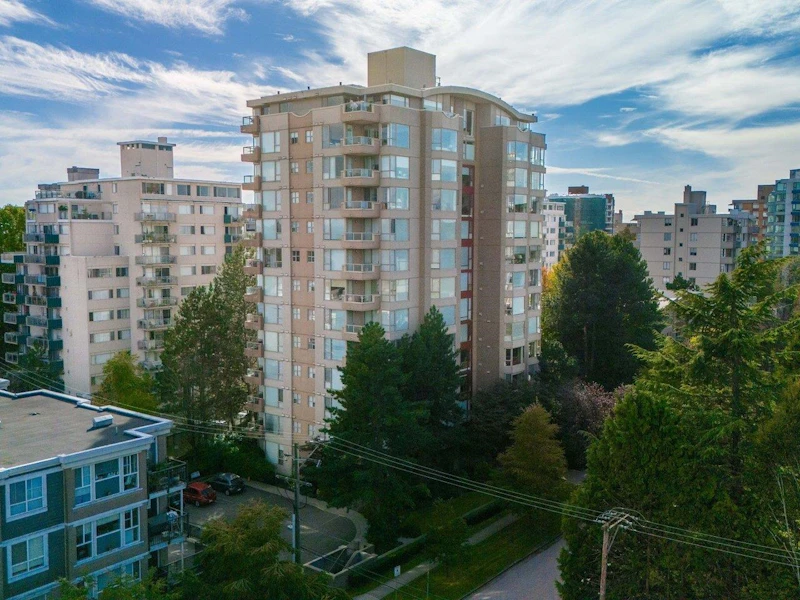 802 - 2108 W 38th Avenue, Vancouver BC V6M 1R9