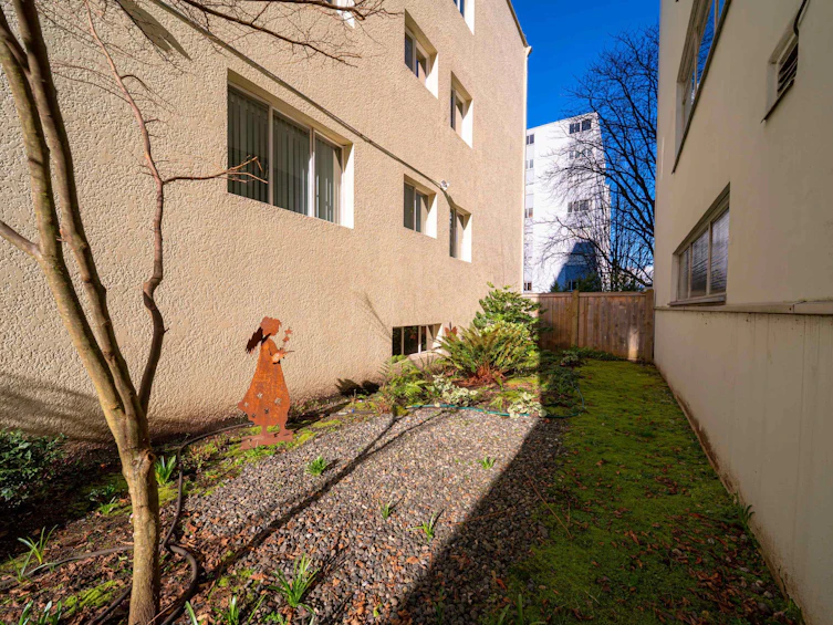 106-1972 Robson Street, Vancouver, BC, V6G 1E8 - 28