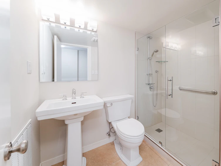 106-1972 Robson Street, Vancouver, BC, V6G 1E8 - 22