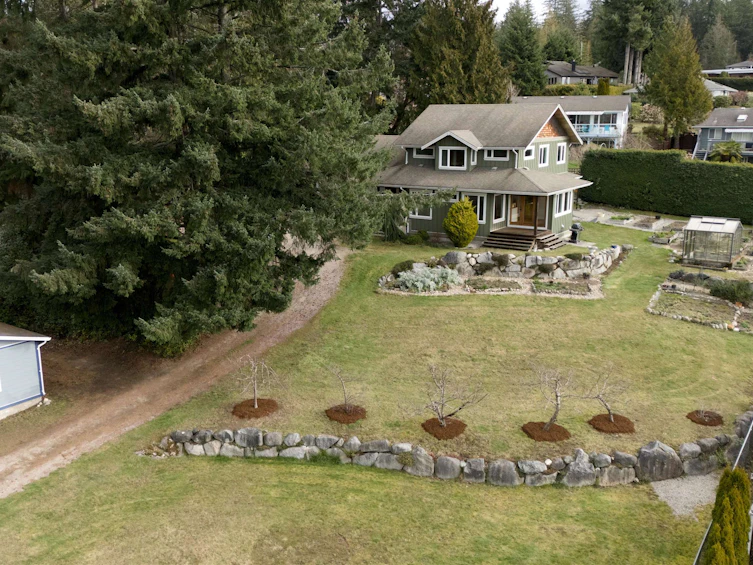 5012 Geer Road, Sechelt, BC, V7Z 0B9 - 24