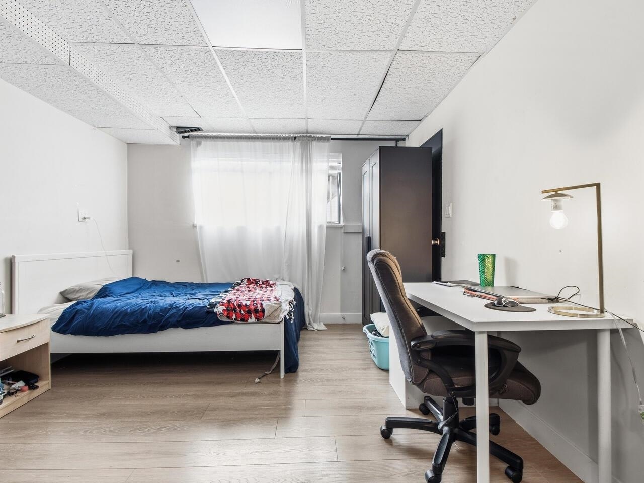 7640 Lawrence Drive, Burnaby, BC, V5A 1T6 - 23