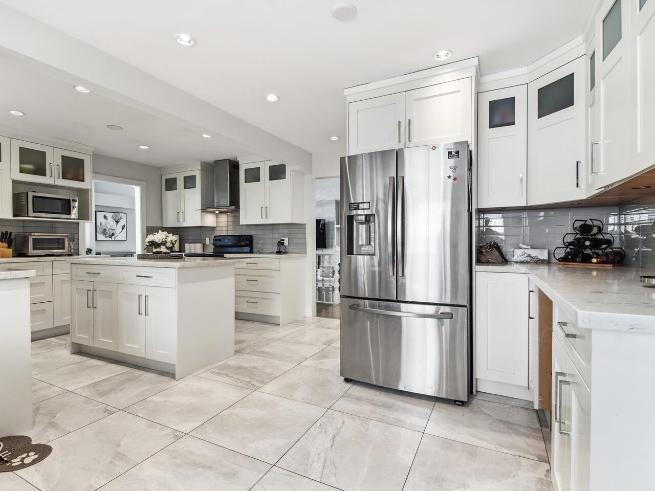 7640 Lawrence Drive, Burnaby, BC, V5A 1T6 - 9