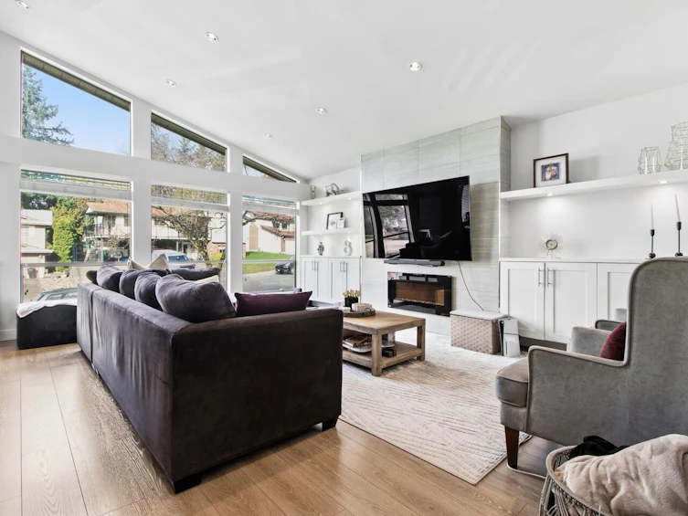 7640 Lawrence Drive, Burnaby, BC, V5A 1T6 - 5