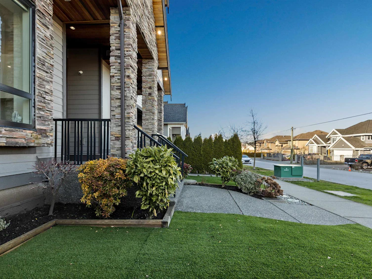 6631 121a Street, Surrey, BC, V4C 4S1 - 4