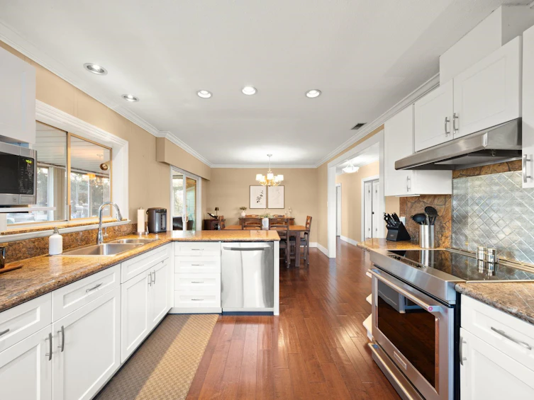 5812 48a Avenue, Delta, BC, V4K 1Y4 - 12