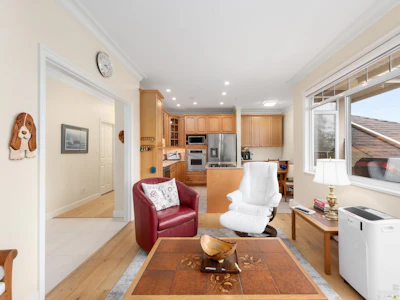 402-1300 Hunter Road - 4