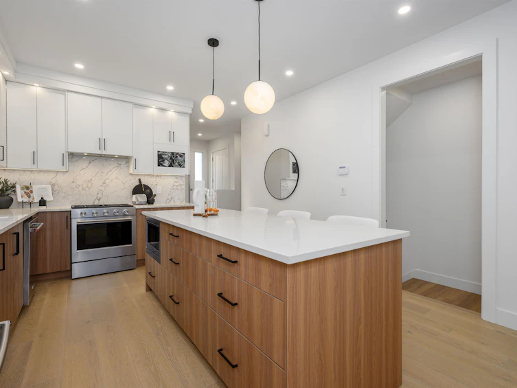 1-6176 Elgin Avenue, Burnaby, BC, V5H 3S4 - 12