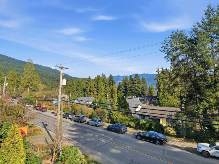 1911 Deep Cove Road, North Vancouver, BC, V7G 1S7 - 20