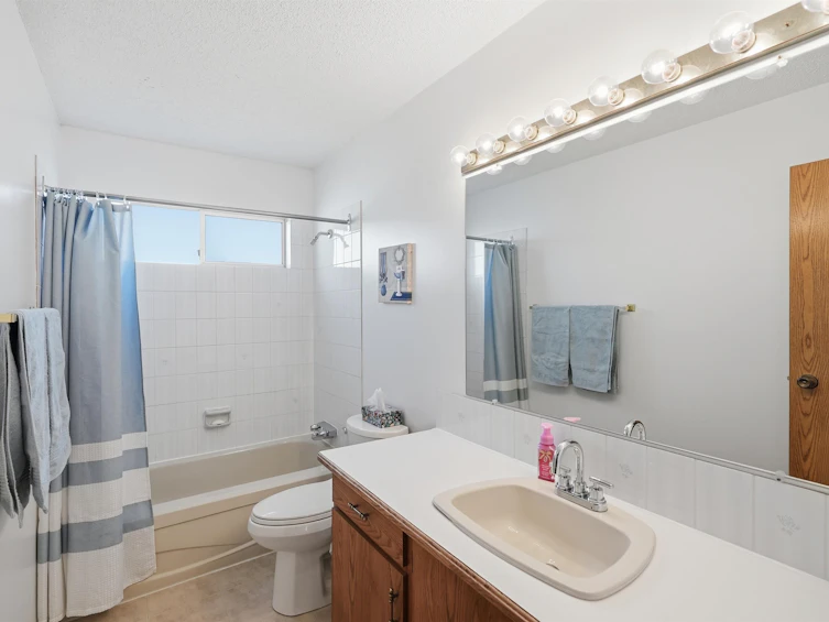 9670 130 Street, Surrey, BC, V3T 5N2 - 34